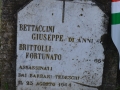 Cippo Brittoli-Bettaccini lungo la via delle Morette